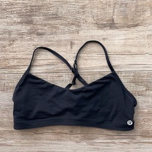 Lululemon Scalloped Light Support Bra